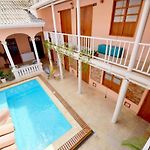Room In Guest Room - Ca-2 Gethsemane Room With Breakfast Included And Wifi