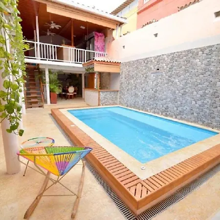 Pensión In Guest - Ca-2 Gethsemane With Breakfast Included And Wifi